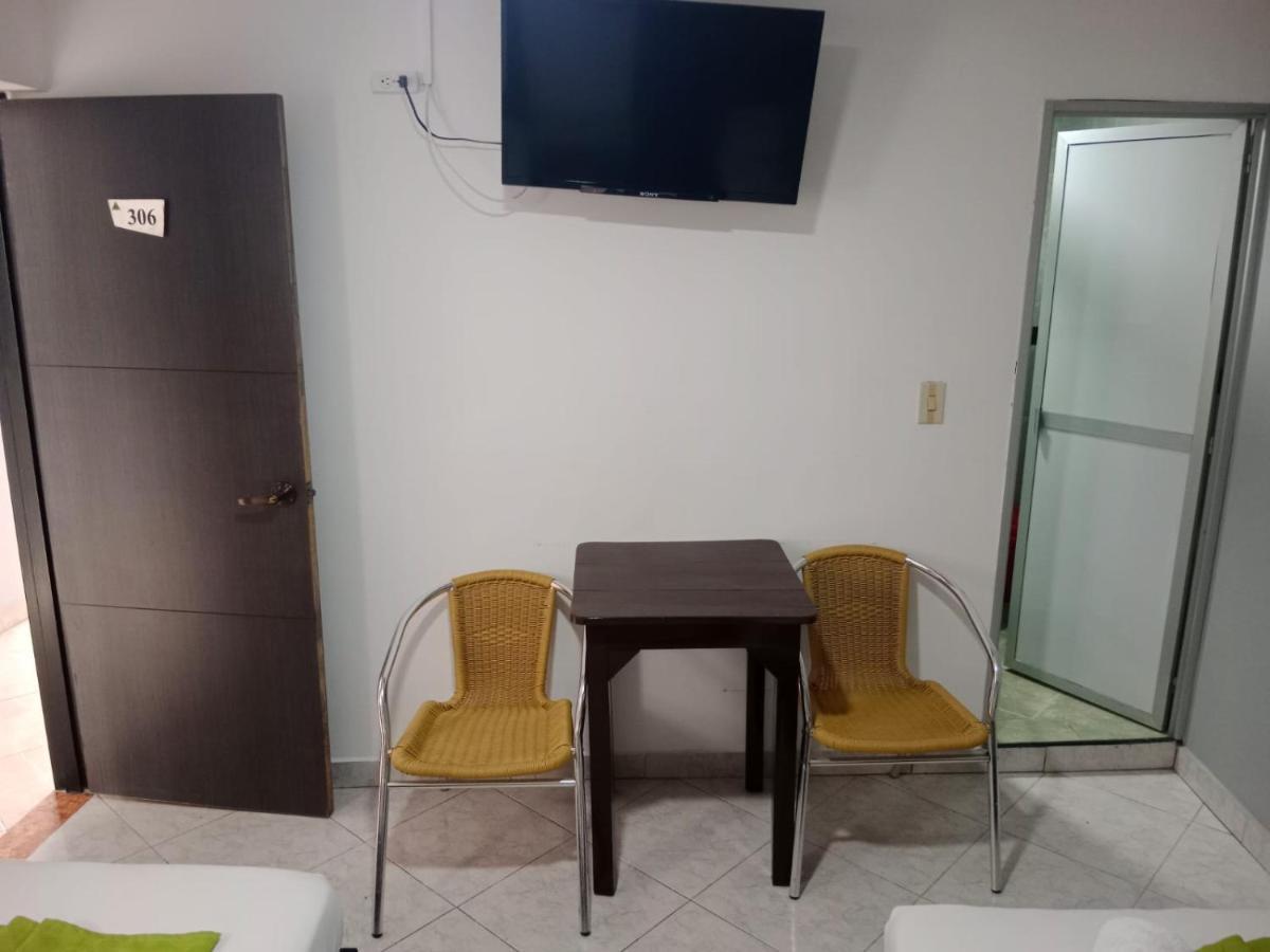 Hotel El Deportista Medellín Zewnętrze zdjęcie
