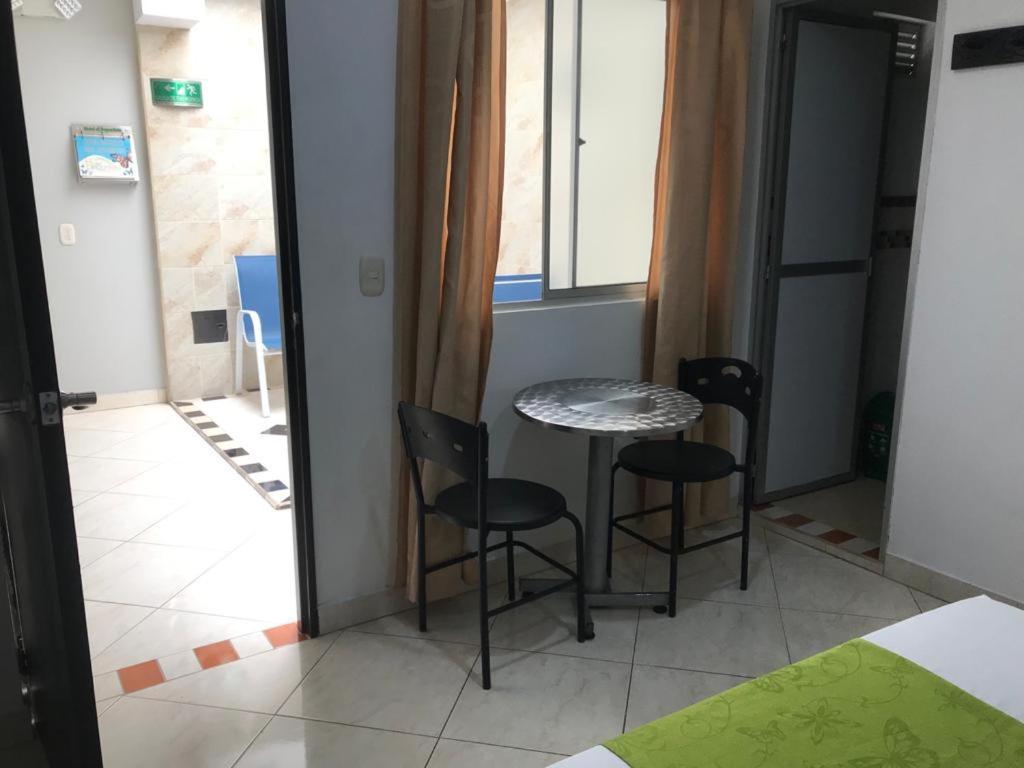 Hotel El Deportista Medellín Zewnętrze zdjęcie
