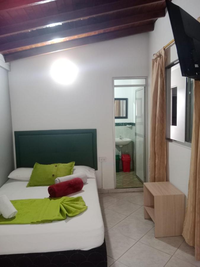 Hotel El Deportista Medellín Zewnętrze zdjęcie