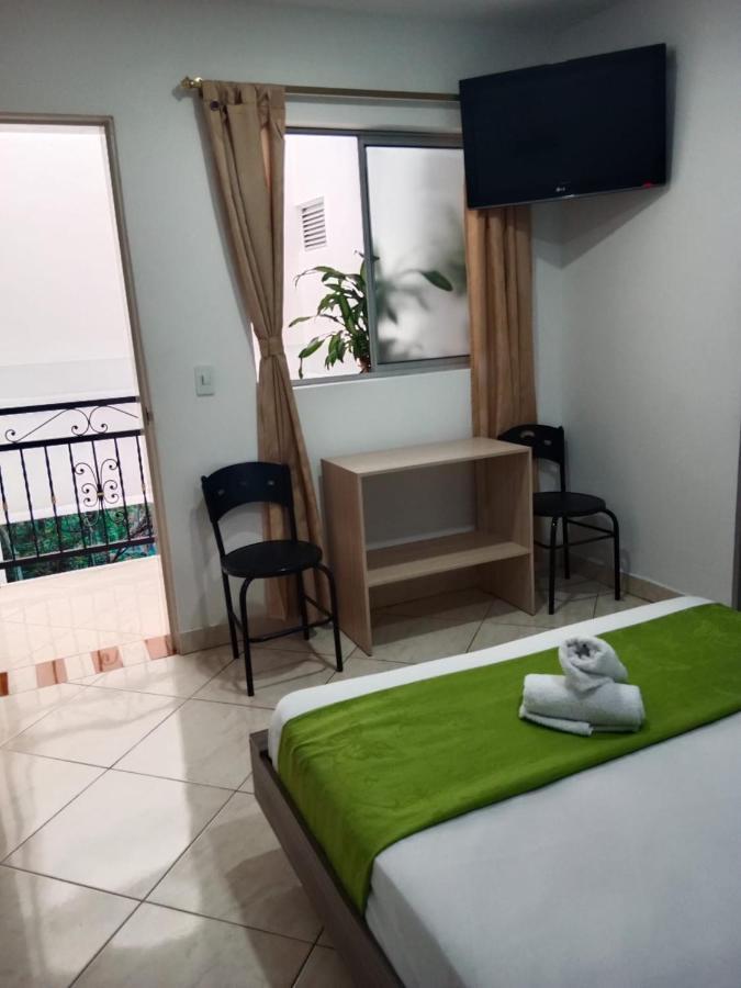 Hotel El Deportista Medellín Zewnętrze zdjęcie