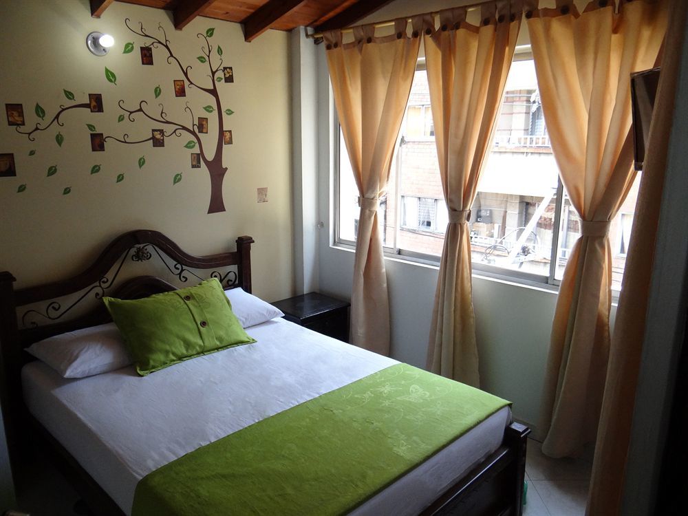 Hotel El Deportista Medellín Zewnętrze zdjęcie